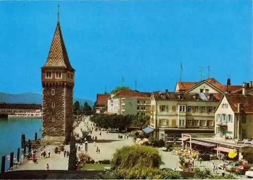 AK, Lindau Bodensee, Straßenpartie am Hafen mit Mangturm, Version 1, um 1980