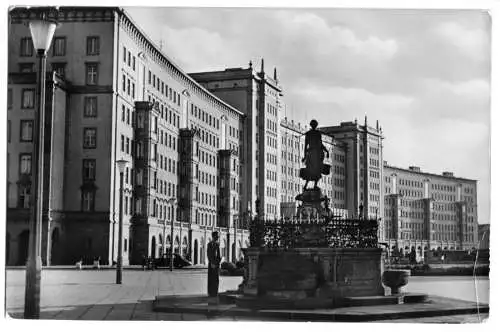 AK, Leipzig, Neubauten am Roßplatz, 1958