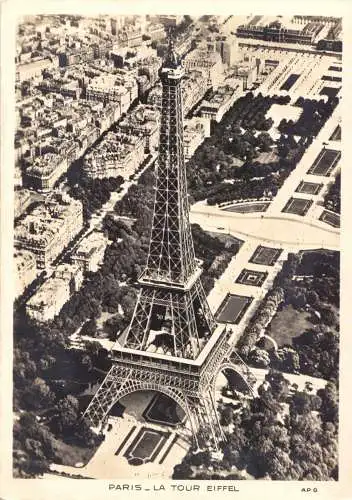 AK, Paris, Luftbild des Areals um den Eifelturm, 1941