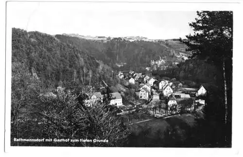 AK, Rathmannsdorf, Teilansicht mit Gasthof, 1958