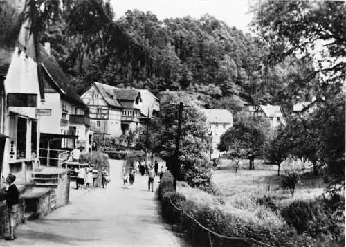 AK, Kurort Rathen Sächs. Schweiz, Straßenpartie, 1963