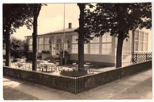 Ansichtskarte, Altenhof Werbellinsee, FDGB-Heim "Strandpavillion", Terrasse am See, 1962