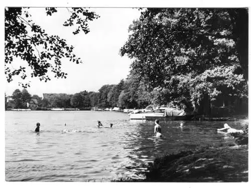 AK, Berlin Müggelheim, Badestrand, belebt, 1971