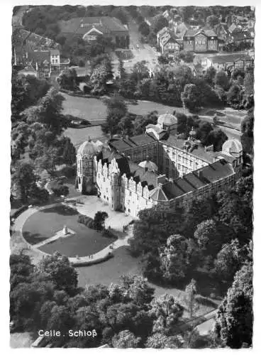 AK, Celle, Schloß, Luftbildansicht, um 1965