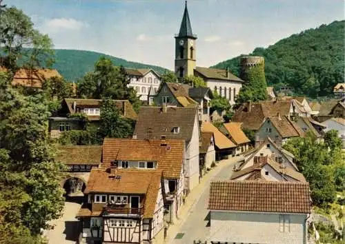 AK, Lindenfels Odw., Straßenpartie mit Kirche un Fürther Tor, um 1972