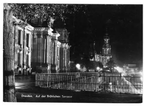 AK, Dresden, Auf der Brühlschen Terrasse, Nachtansicht, 1969