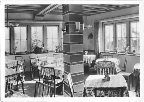 AK, Netzschkau Vogtl., Kuhbergbaude, Gastraum 2, 1954