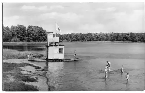 AK, Oranienburg, Badestelle am Lehnitzsee mit Rettungsturm, 1963