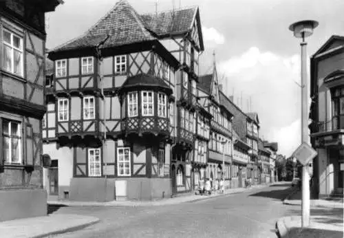 Ansichtskarte, Quedlinburg, Straßenpartie mit Börse, 1983