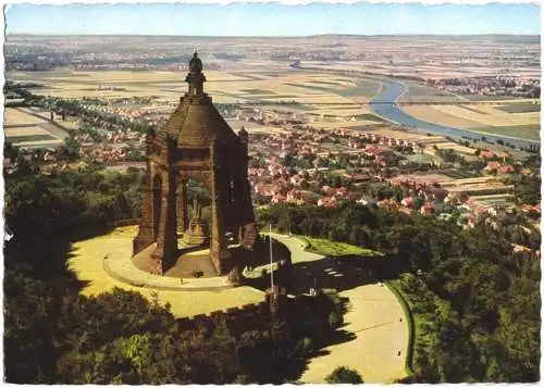 AK, Porta Westfalica, Blick vom Kaiser-Wilhelm-Denkmal über das Land, um 1968