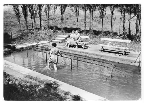 AK, Kneippkurort Berggießhübel, Wassertretbecken, belebt, 1965