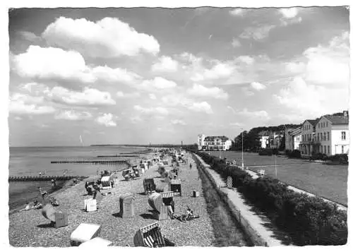 AK, Ostseebad Heiligendamm, Strandpartie mit Sanatorien, Echtfoto, 1962