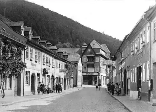 Ansichtskarte, Leutenberg Thür., Leninstr. belebt, Konsum, 1970