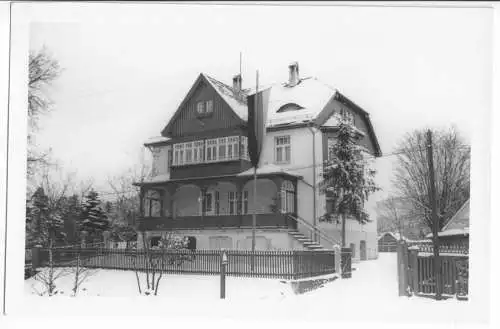 AK, Kurort Oybin, Ferienobjekt, beflaggt, Echtfoto, um 1955