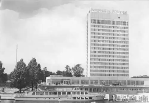 AK, Potsdam, Interhotel und Hafen m. MS "Potsdam", 1982