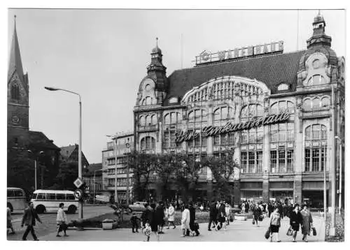 AK, Erfurt, Centrum Warenhaus, belebt, 1969