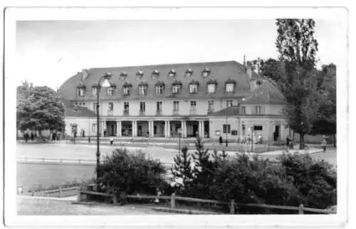 AK, Bad Saarow, Am Bahnhofsplatz, 1956