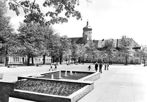 AK, Marienberg Sachs., Marktplatz mit Brunnen, 1980