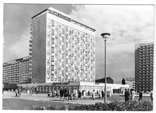 AK, Dresden, Partie mit Interhotel "Newa", 1971