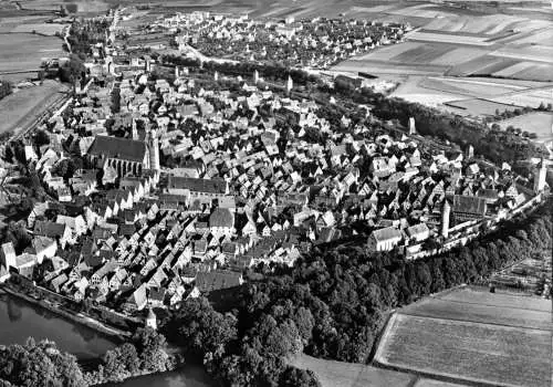 AK, Dinkelsbühl, Luftbildansicht der Stadtlage, um 1975