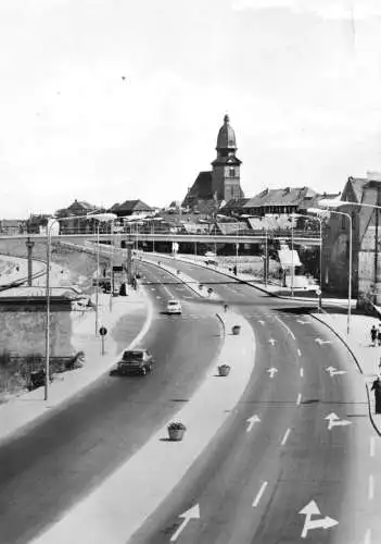 AK, Waren Müritz, Straßenpartie mit Kirche, 1979