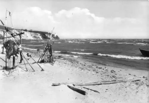 AK, Göhren Rügen, Südstrand, Fischerei, 1973