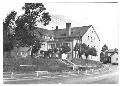 Ansichtskarte, Lawalde Kr. Löbau, Straßenpartie, 1982