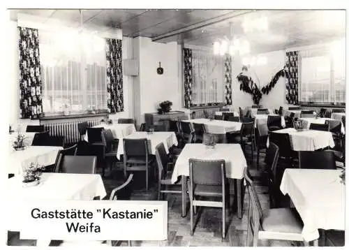 AK, Weifa über Neukirch Oberlausitz, Gaststätte "Kastanie", Gastraum, um 1970