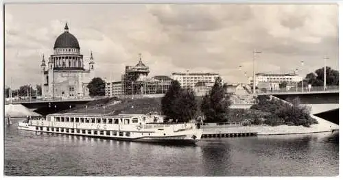 AK lang, Panoramakarte, Potsdam, Partie an der Langen Brücke, 1965