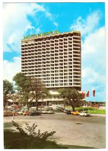 AK Großformat, 21 x 15 cm, Rostock Warnemünde, Hotel Neptun, 1974