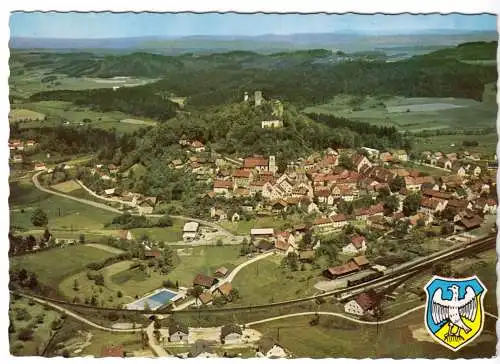 AK, Falkenstein Bayer. Wald, Luftbildtotale mit Bahnlinie, 1963