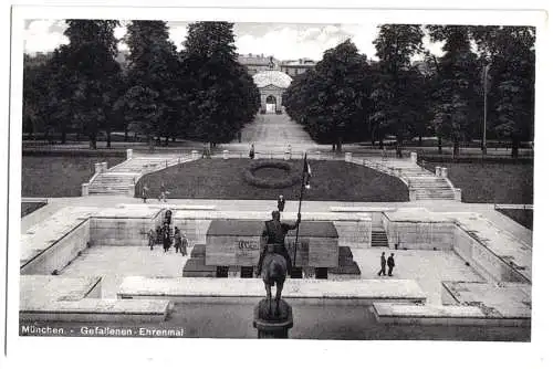 AK, München, Gefallenen-Ehrenmal, um 1940