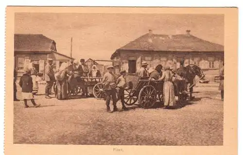AK, Pinsk, Belorus, Straßenpartie mit Bauern und Fuhrwerken, 1917