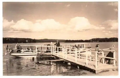 AK, Feldberg Meckl., Haus-See, Anlegestelle zur Bootsrundfahrt, 1962