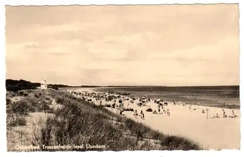AK, Trassenheide auf Usedom, Strand belebt, 1958