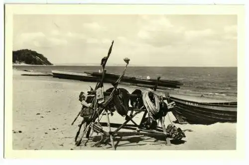 AK, Ostseebad Baabe Rügen, Fischerstrand mit Boot, 1956