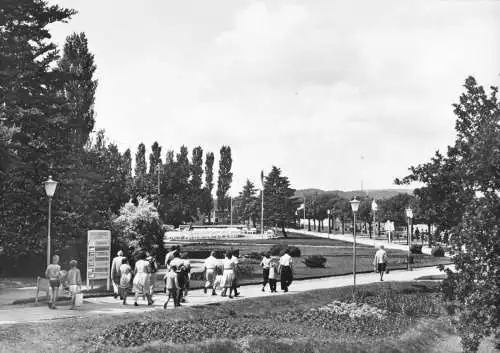 AK, Göhren Rügen, Strandpromenade, belebt, 1964