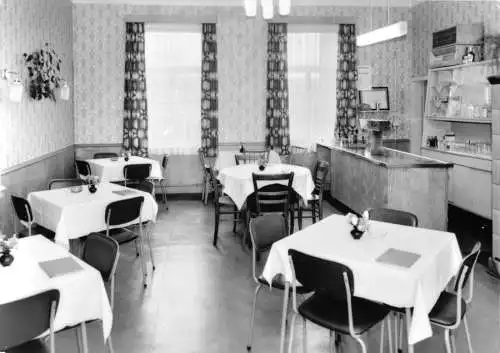 AK, Catterfeld Kr. Gotha, Konsum-Gaststätte "Schillershöh", Gastraum, 1977