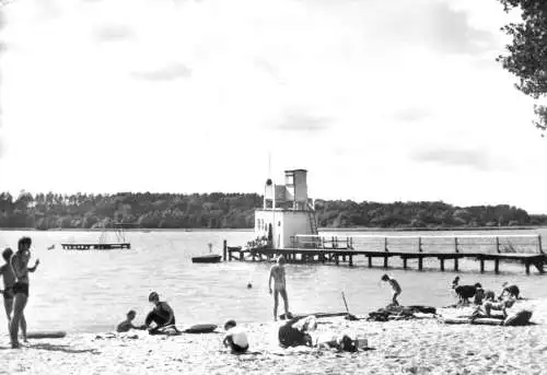 AK, Waren Müritz, Badestrand am Zeltplatz Ecktannen, belebt, 1974
