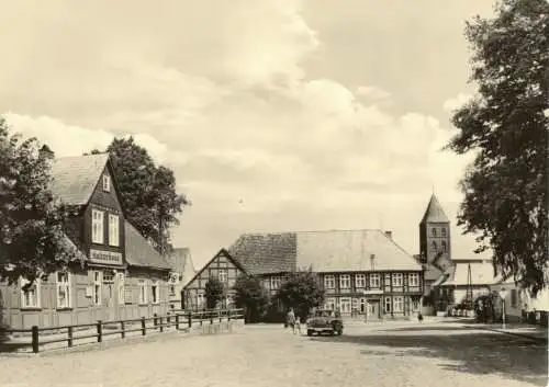 AK, Diesdorf Altmark, Markt mit Kulturhaus, 1967