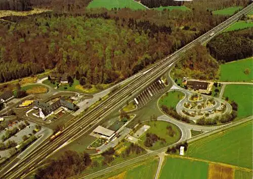 AK, Grünberg 11, BAB - Raststätten und Hotel Reinhardshain, Luftbild, um 1970