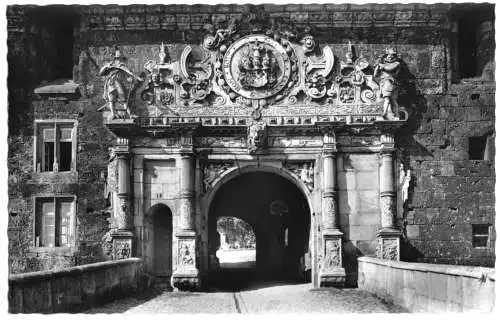 AK, Tübingen, Hohen-Tübingen, Äußeres Schloßportal, um 1961