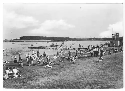 AK, Krakow am See, Kr. Güstrow Meckl., Badeanstalt, belebt, 1966