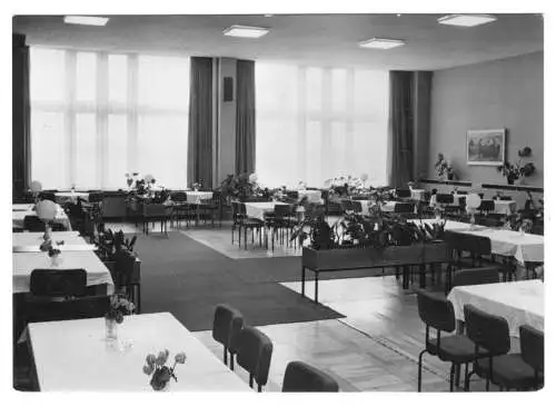 AK,  Gross Labenz Kr. Sternberg Meckl., OT Klein Labenz, FDGB-Heim, Gaststätte