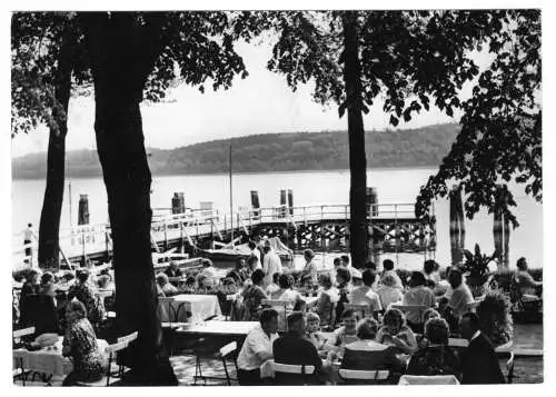 AK, Ferch Kr. Potsdam, Haus am See, Restauratgarten, belebt, 1968