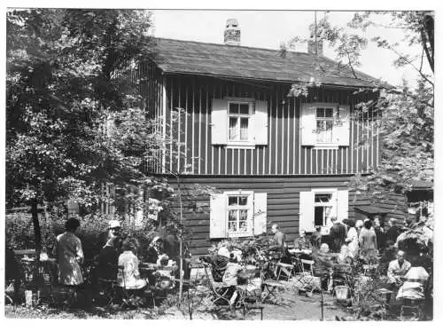 AK, Oberhof Thür., Waldgaststätte "Forsthaus Sattelbach", belebt, 1975