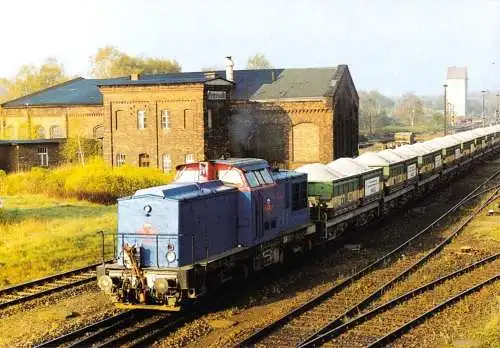 AK, Pritzwalk, Bahnhof, PEG-Lok 2 mit Splitt Ganzzug, 1998