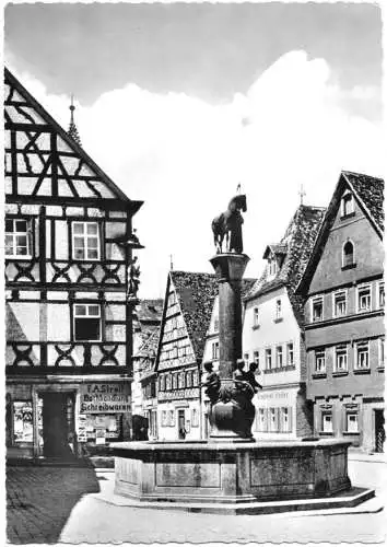 AK, Forchheim Ofr., Am Kriegerbrunnen mit Buchhandlung Streit, 1966