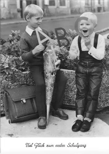 Ansichtskarte, Einschulung, zwei Jungen, Schultüte, Ranzen, Buchstaben, 1984