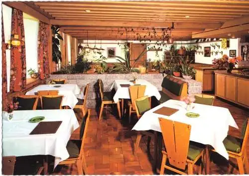 AK, Ühlingen - Berau, Landgsthof Rössle, Gastraum, um 1992